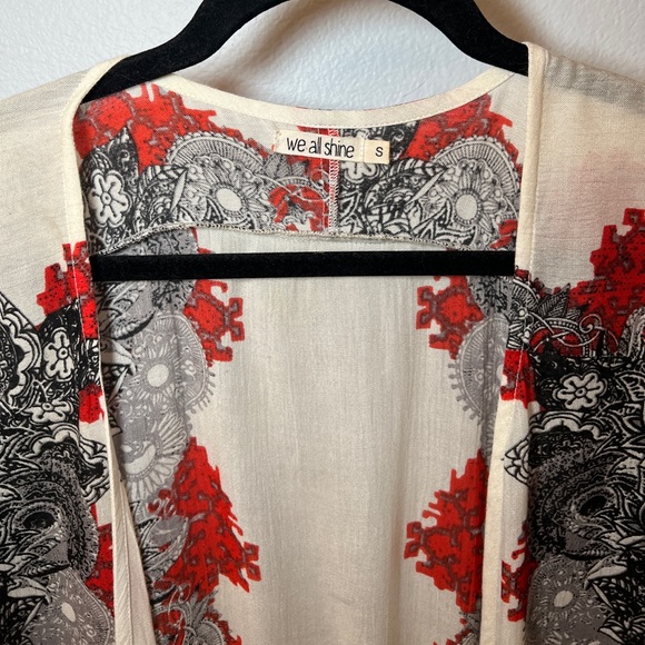 We All Shine White Fringe Festival Kimono with Boho Abstract Pattern - Size S - Picture 3 of 5